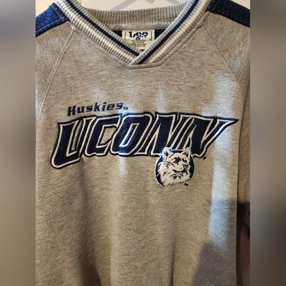 RARE 90s UCONN Huskies Lee Pullover Sweater - Picture 5 of 9